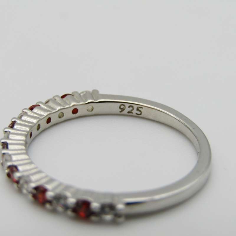 Sterling Silver ring with orange and clear stones - Size N - 1,9g