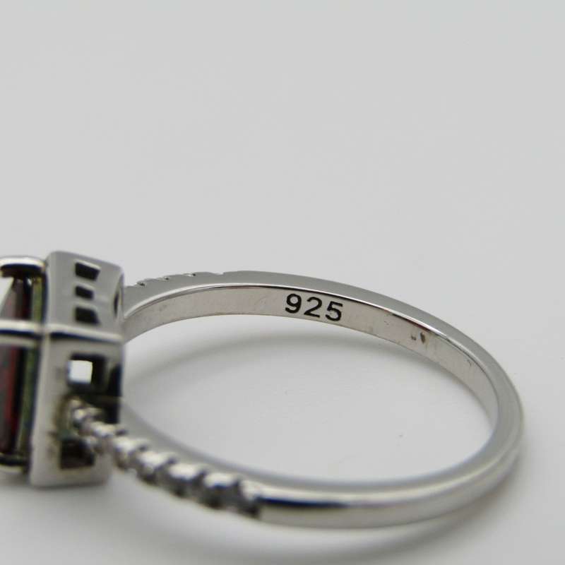 Sterling Silver ring with red stone - Size M