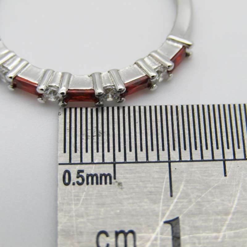 Sterling Silver ring with orange and clear stones - Size R - 1,9g