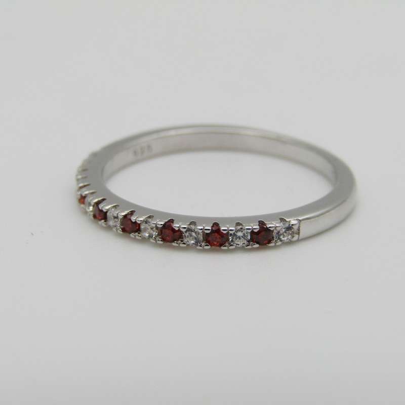 Sterling Silver ring with orange and clear stones - Size Q - 1,9g