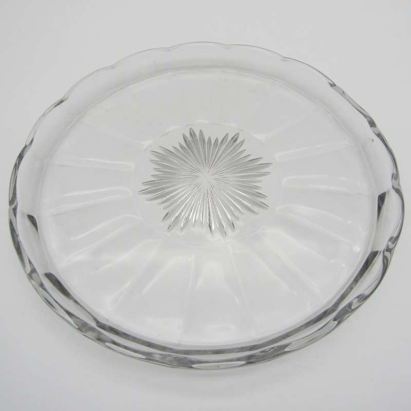 Beautiful Crystal glass round serving snack platter