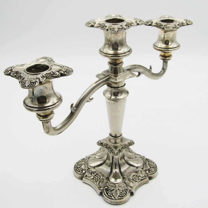 Beautiful silverplated 3 - arm candlestick