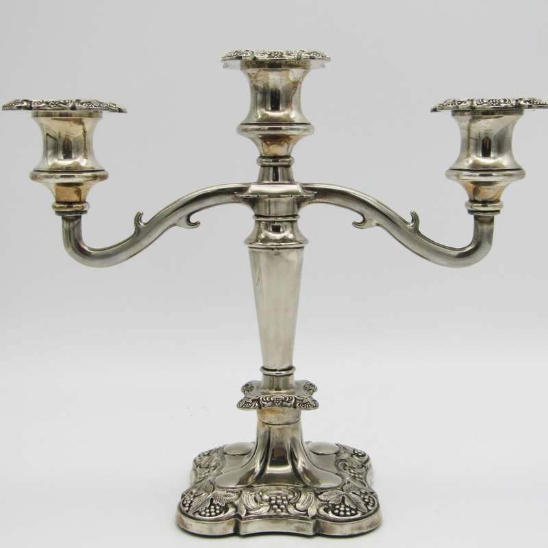 Beautiful silverplated 3 - arm candlestick