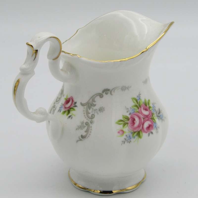 Vintage Royal Albert Tranquillity 41-piece porcelain set