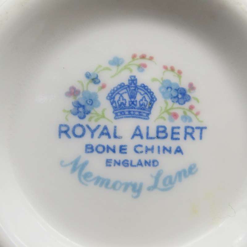 Vintage Royal Albert Memory lane porcelain Trio