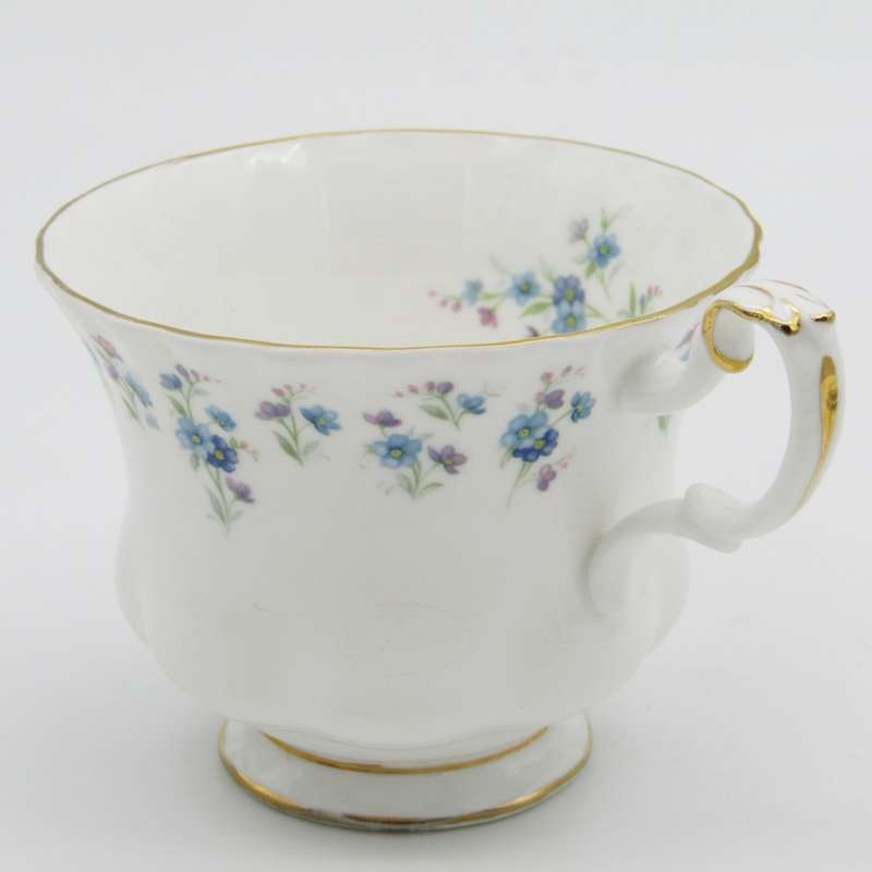 Vintage Royal Albert Memory lane porcelain Trio