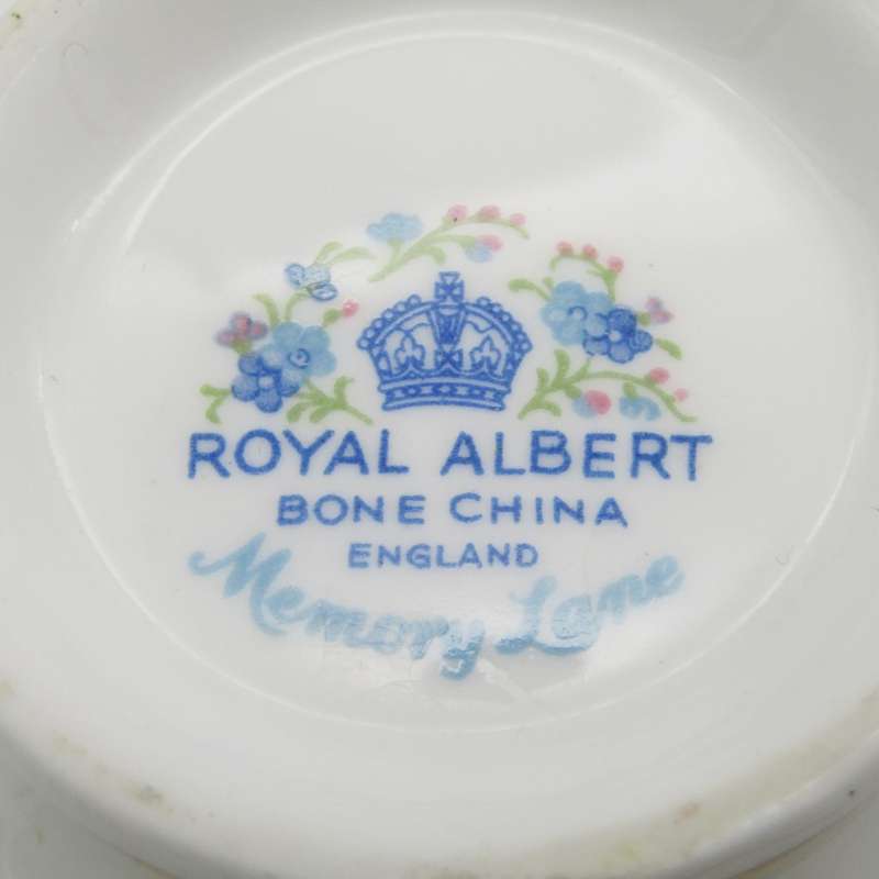 Vintage Royal Albert Memory Lane Porcelain trio