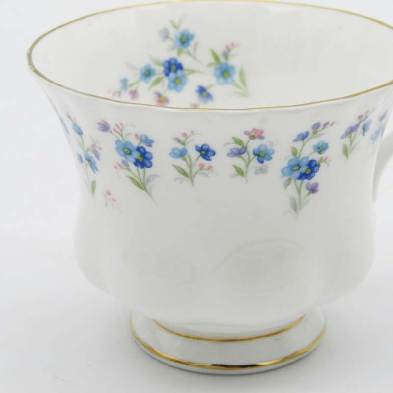 Vintage Royal Albert Memory Lane Porcelain trio
