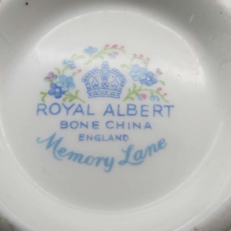 Vintage Royal Albert Memory Lane Porcelain trio