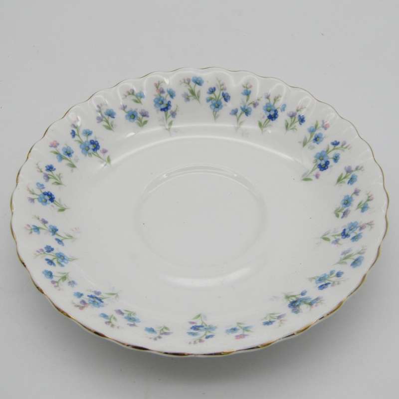 Vintage Royal Albert Memory Lane Porcelain trio