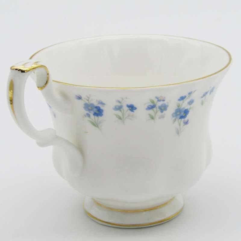 Vintage Royal Albert Memory Lane Porcelain trio