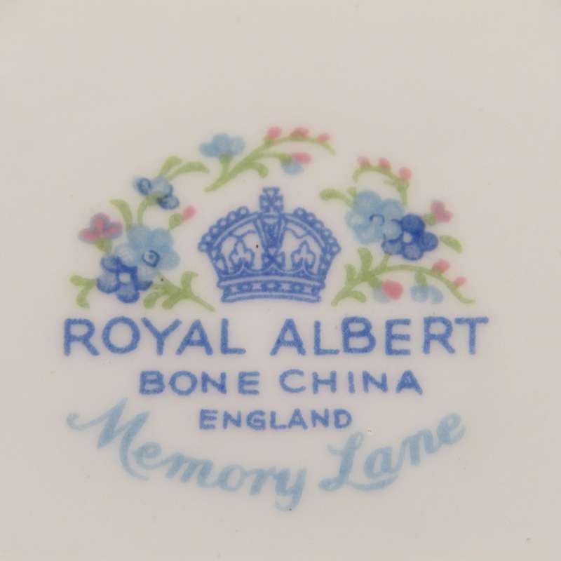 Vintage Royal Albert Memory Lane Porcelain Sugar Bowl