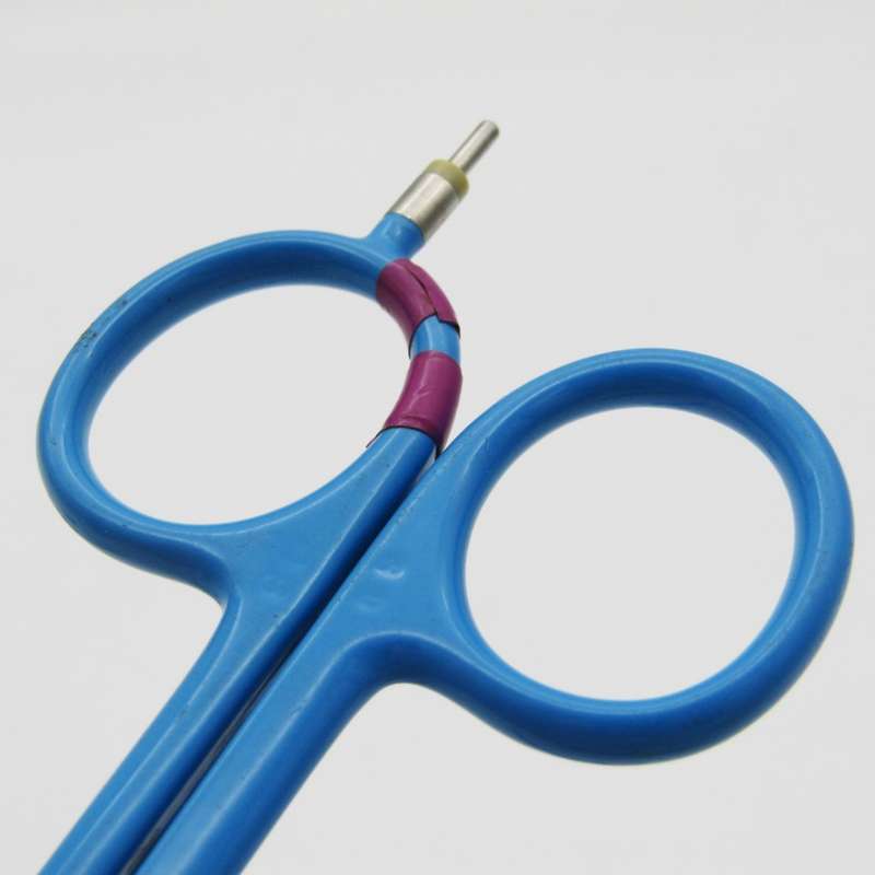 Lot of 4 coagulation scissors used by doctors