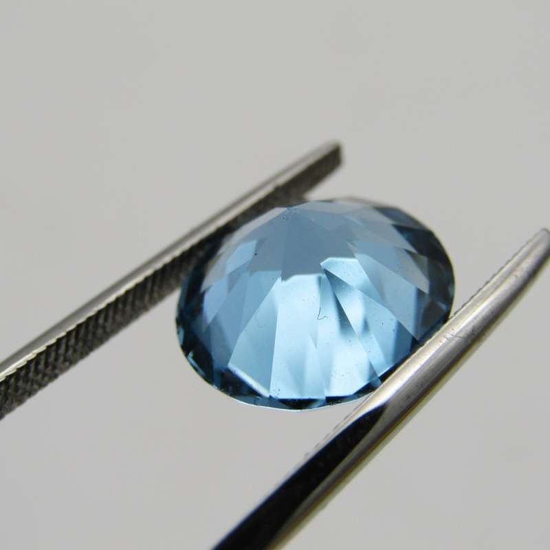 Lab grown Spinel of 7,528 carat - round brilliant cut - Medium dark toned blue