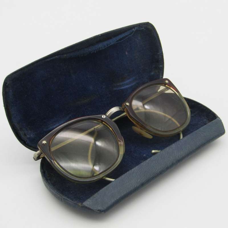 Pair of vintage glasses in case
