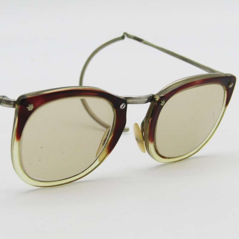 Pair of vintage glasses in case