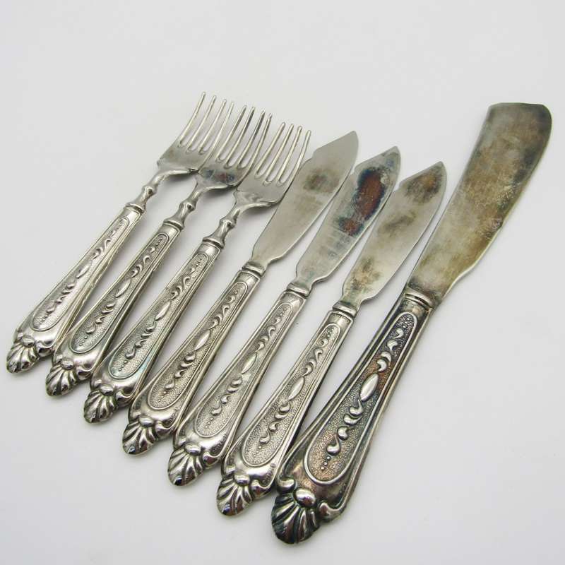 Vintage fish serving set for 6 in box