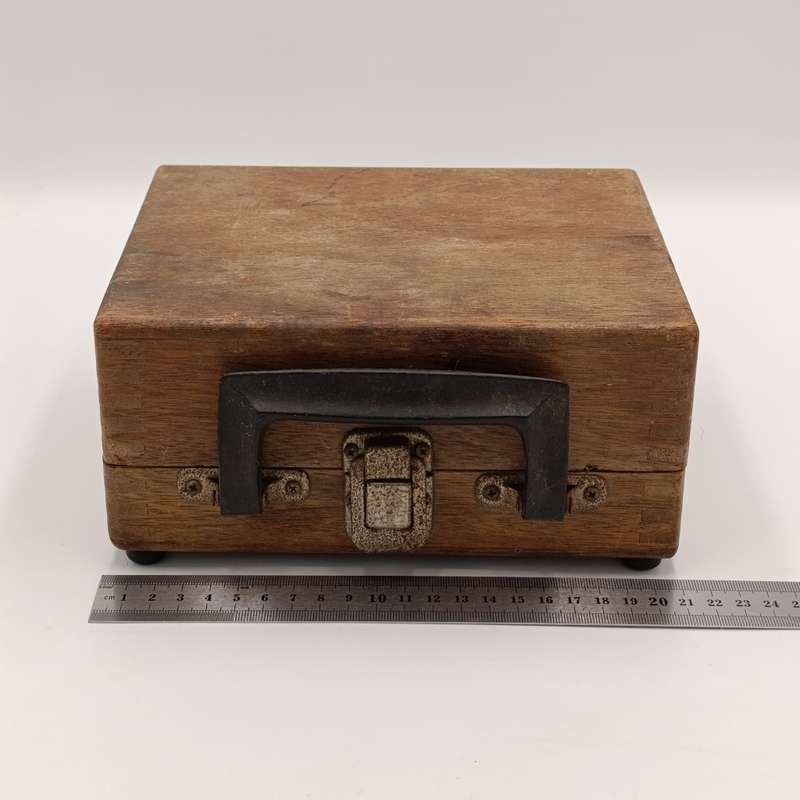 Vintage Solid State moisture Detector machine