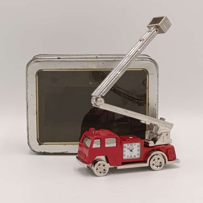 Altav Quartz Fire Engine desk clock