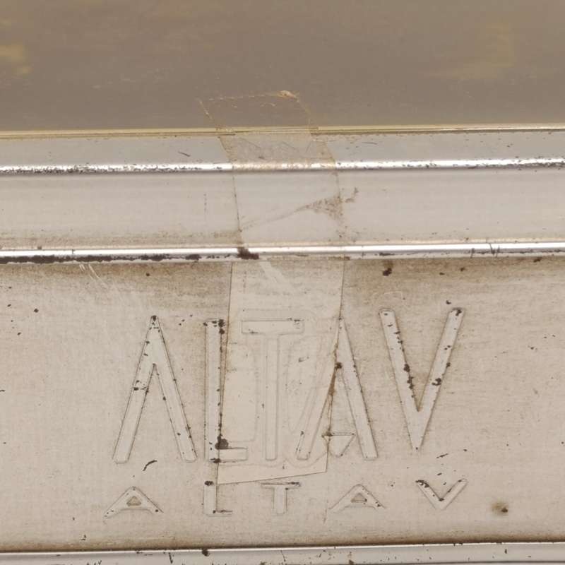 Altav Quartz Fire Engine desk clock