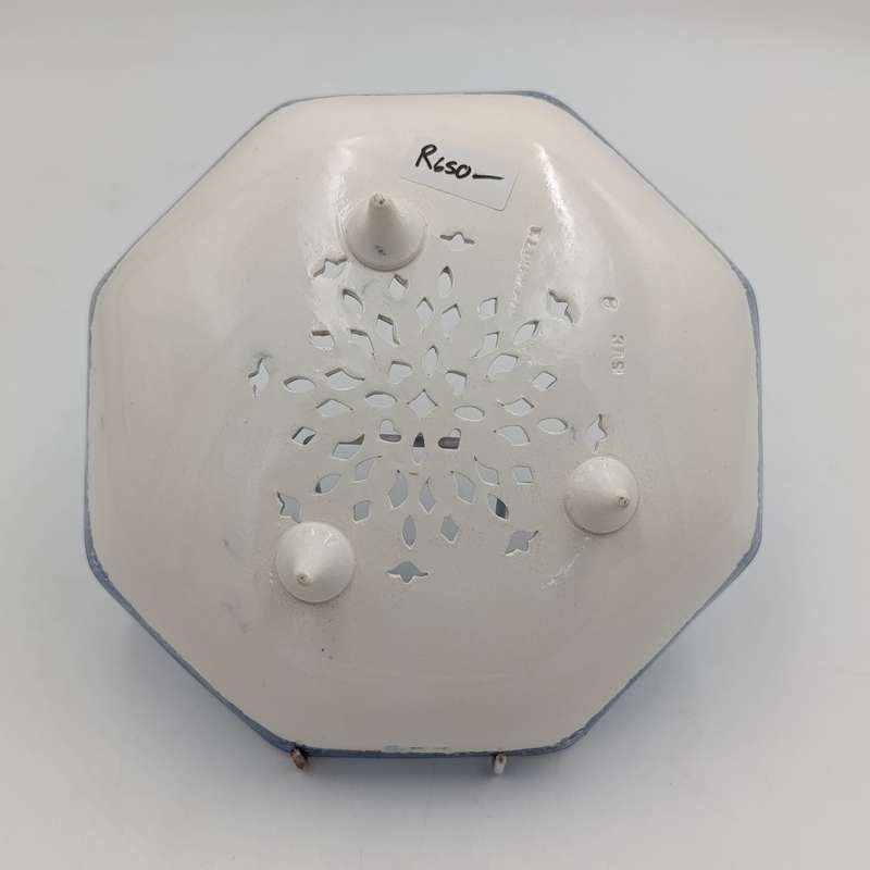 Antique Wedgwood octagonal porcelain fruit bowl
