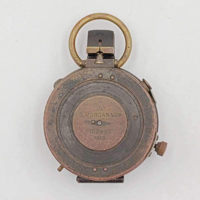 WW1 S.Mordan and Co. 1918 field pocket compass - working - glass cracked - in leather pouch