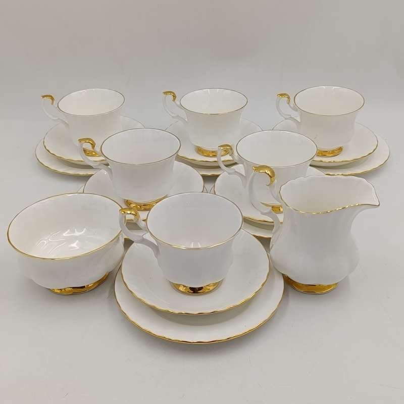 Royal Albert Val d`or porcelain tea set - 6 trios, milk jug and bowl