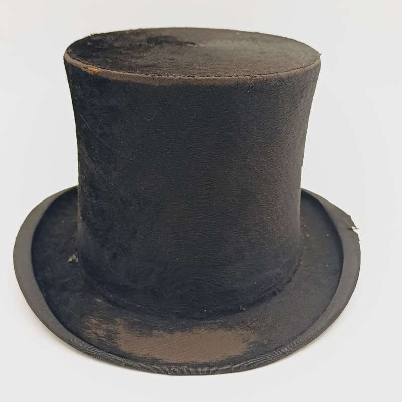 Antique De Wet Bros. Stellenbosch top hat