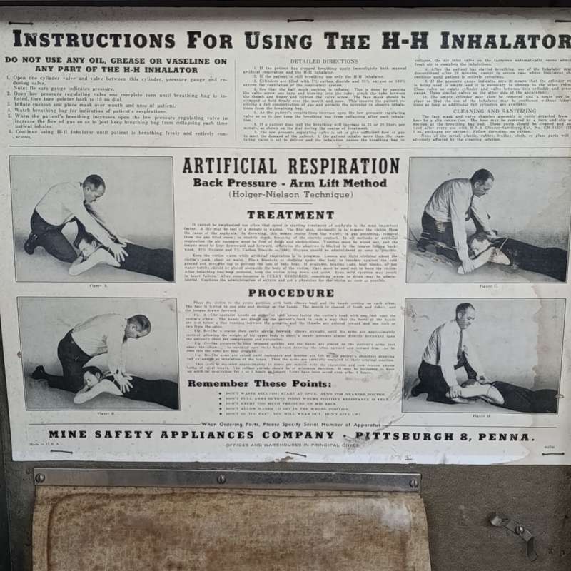 Antique 1920`s Mine Safety H-H Inhalator appliance in case with gasmask