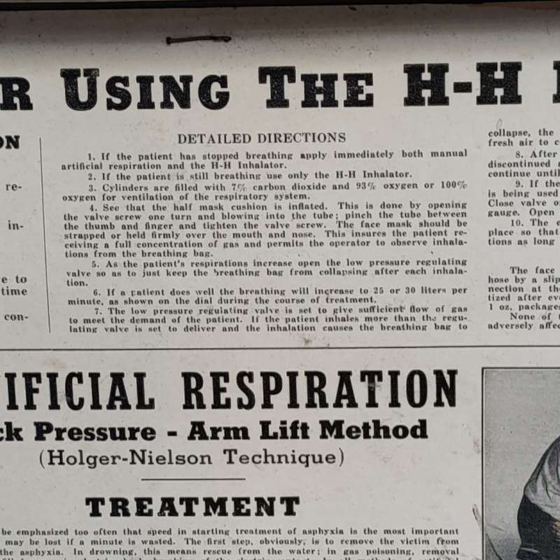 Antique 1920`s Mine Safety H-H Inhalator appliance in case with gasmask