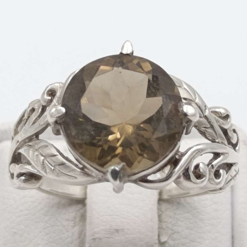 Vintage Sterling silver ring with Smokey Quartz - Size M 1/2 weighs 4.1 g
