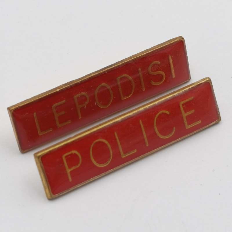 Pair of Bophuthutswana Police breast badges ( one Tswana and one English)