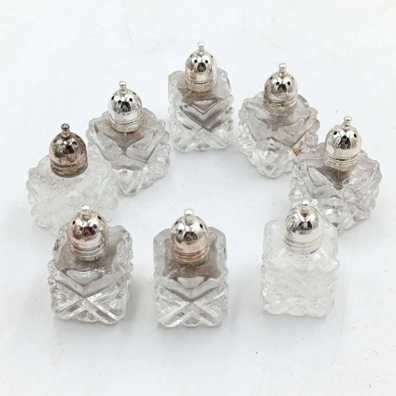 Set of 8 Glass Salt and pepper shakers in box