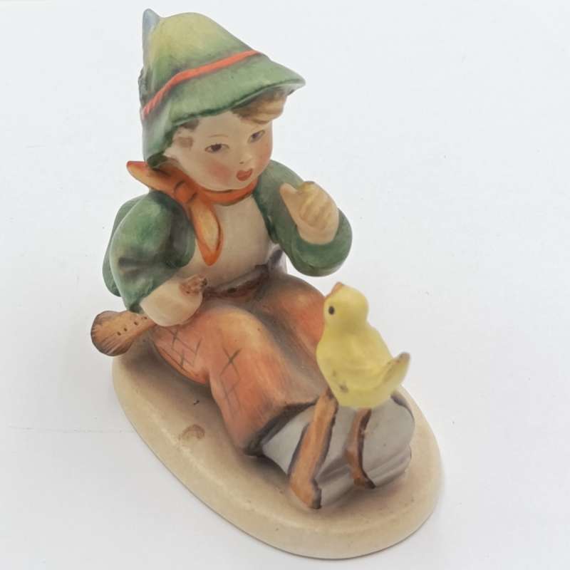 Vintage Goebel Hummel Singing Lesson figurine - finger missing