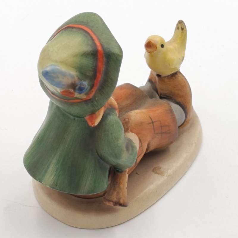 Vintage Goebel Hummel Singing Lesson figurine - finger missing