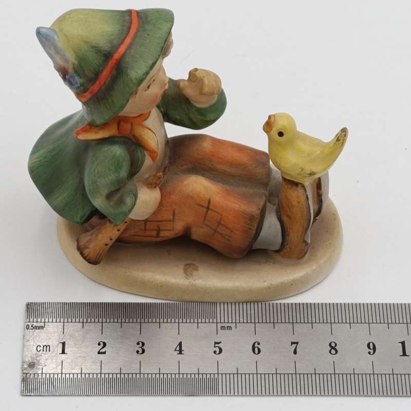 Vintage Goebel Hummel Singing Lesson figurine - finger missing