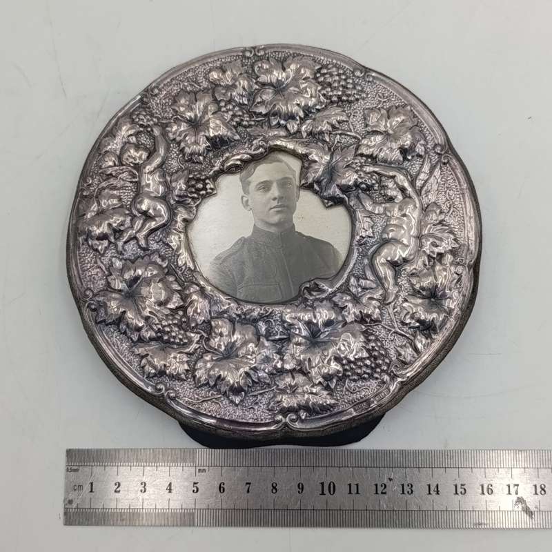 Sterling silver round frame with cherubs and grapes - WW1 photo of soldier