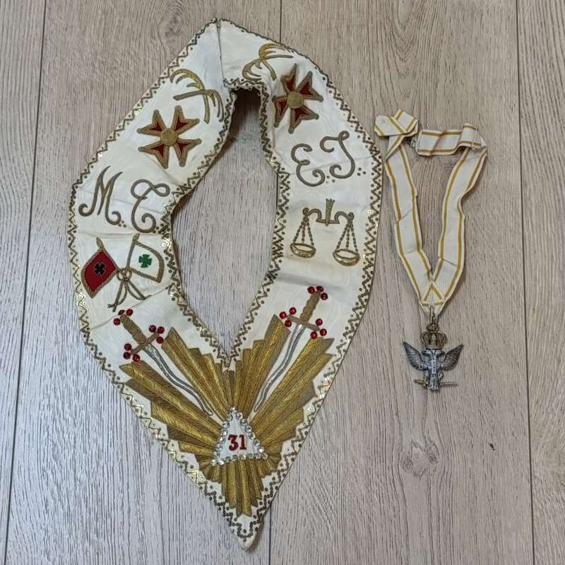 Freemason's 31st Degree hallmarked silver neck order and sash