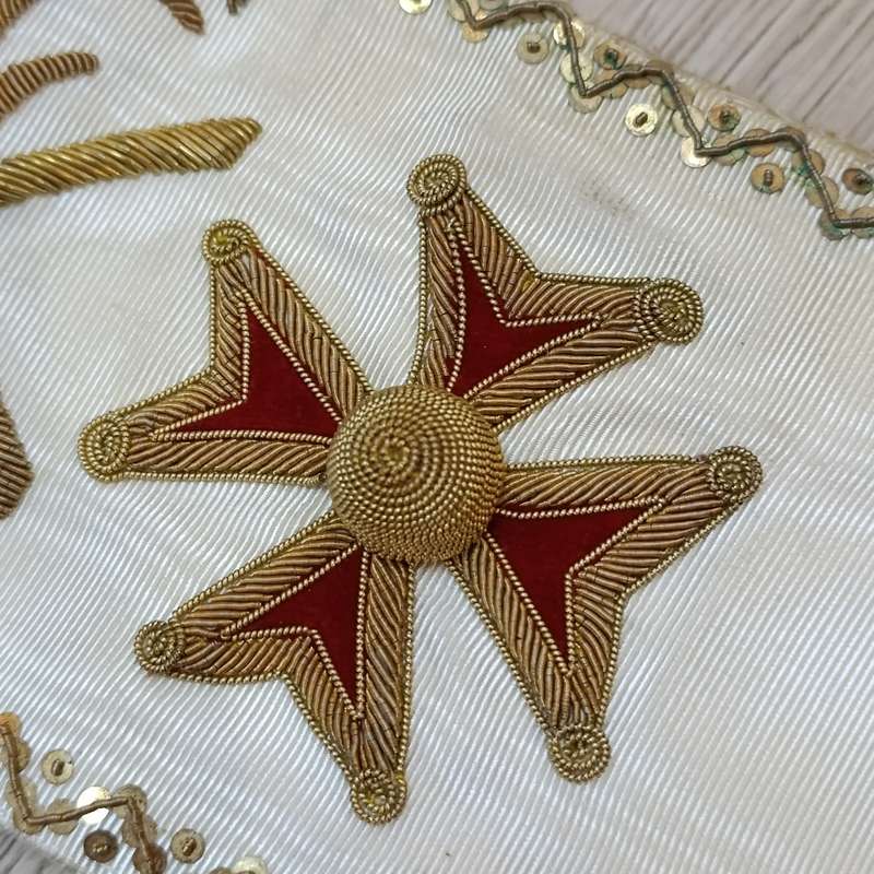 Freemason's 31st Degree hallmarked silver neck order and sash