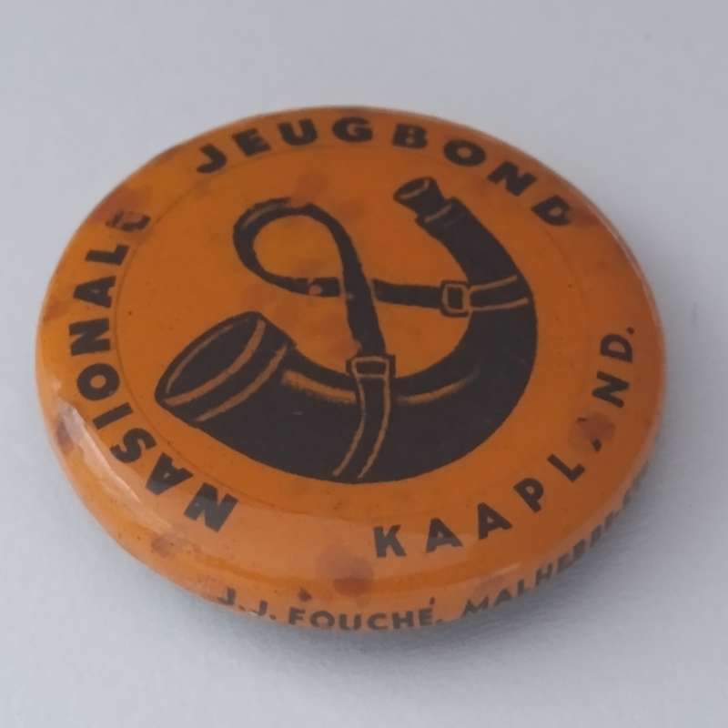 Vintage Nasionale Jeugbond Kaapland tinnie pin badge
