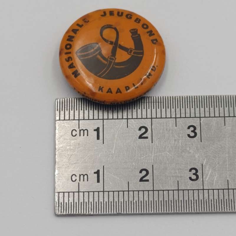 Vintage Nasionale Jeugbond Kaapland tinnie pin badge
