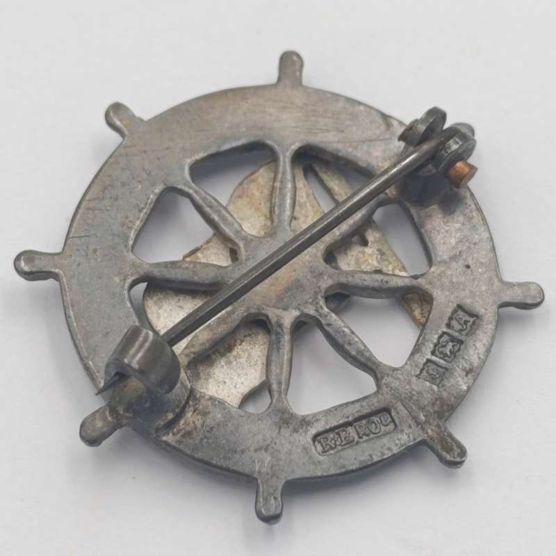 Vintage R.M.M.V Winchester Castle Sterling silver badge