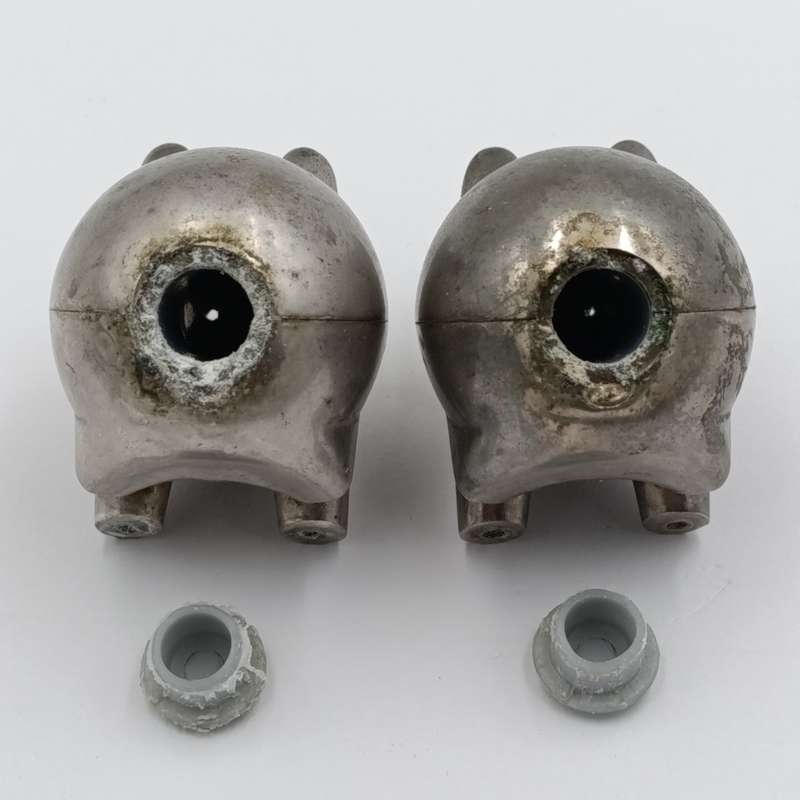 Pair of metal Piggy salt and pepper shakers