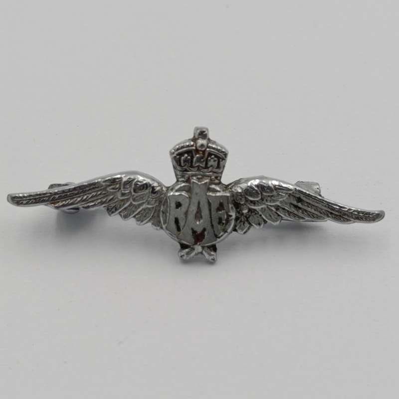 WW2 Royal Air Force Sweetheart badge