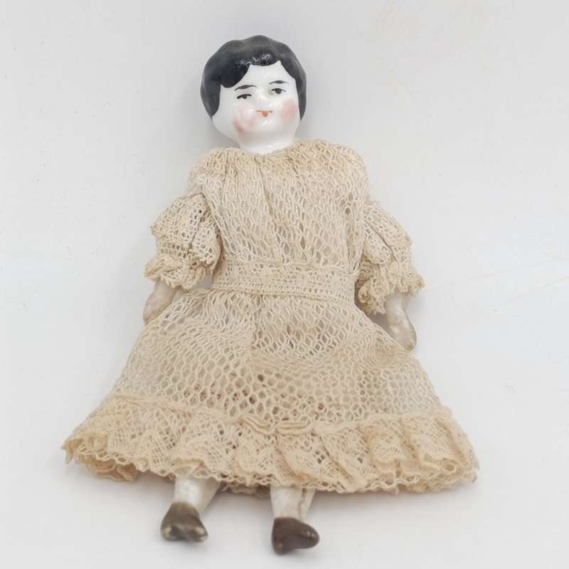 Antique 1890's China head German flat top doll - 12cm high