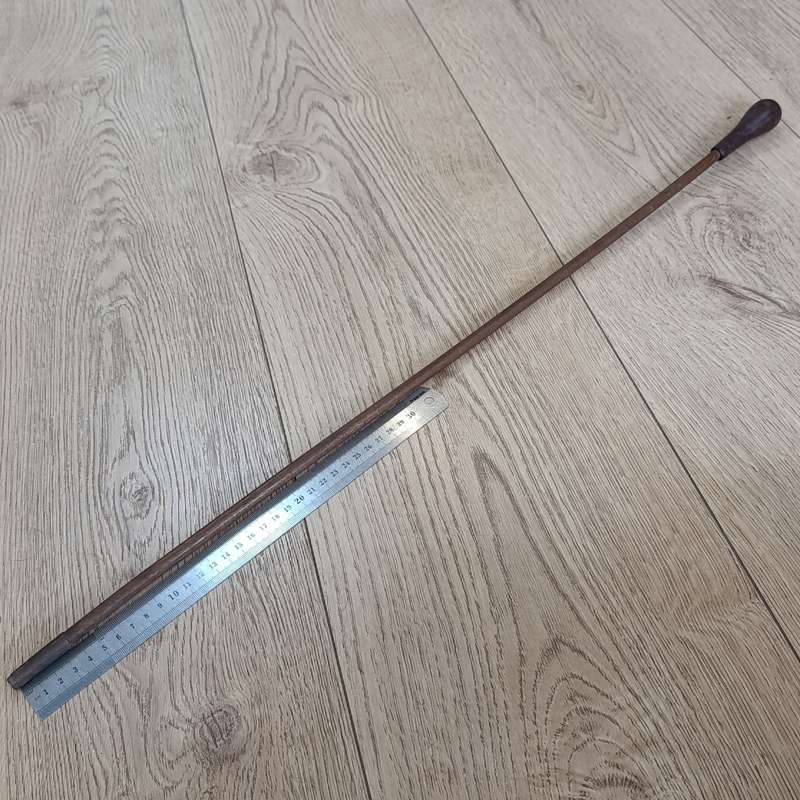 Vintage wooden swagger stick with brass tip - length 75.5cm