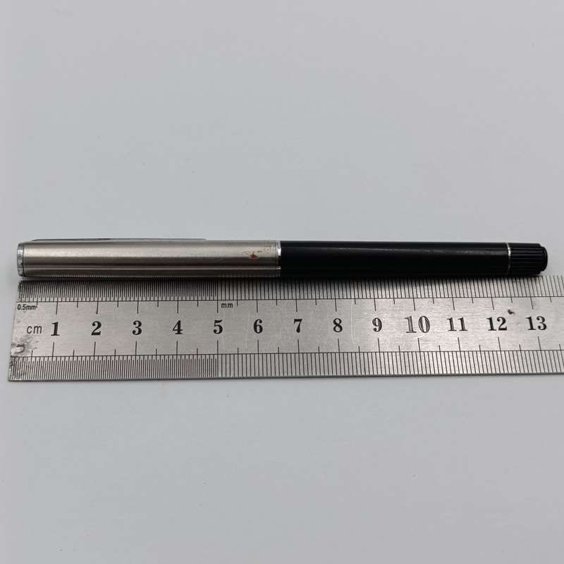 The Revolutionary Versatile Cathay pen in case with various tips