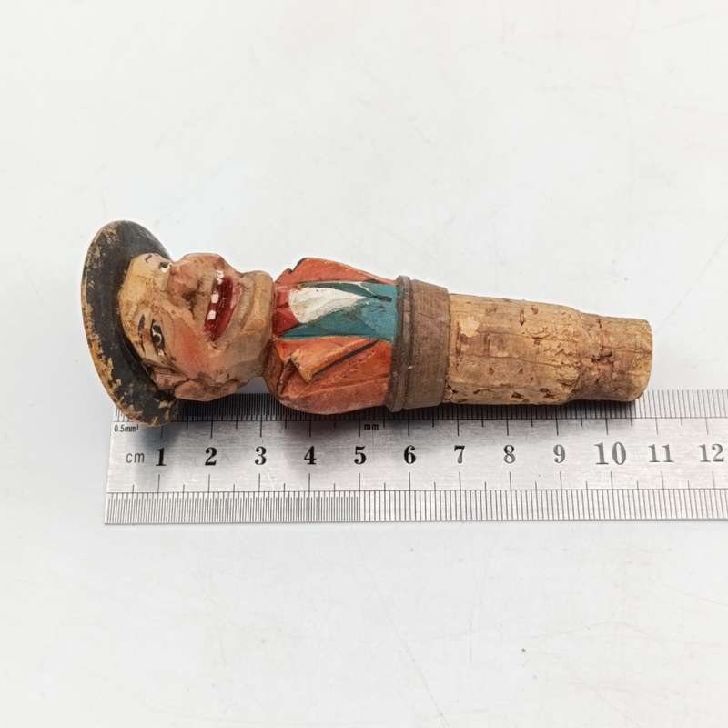 Vintage Wooden Carved wine stopper