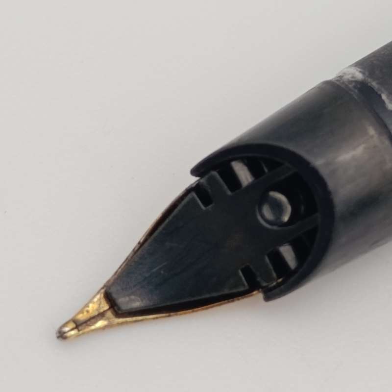 Vintage Paper Mate fountain pen in case