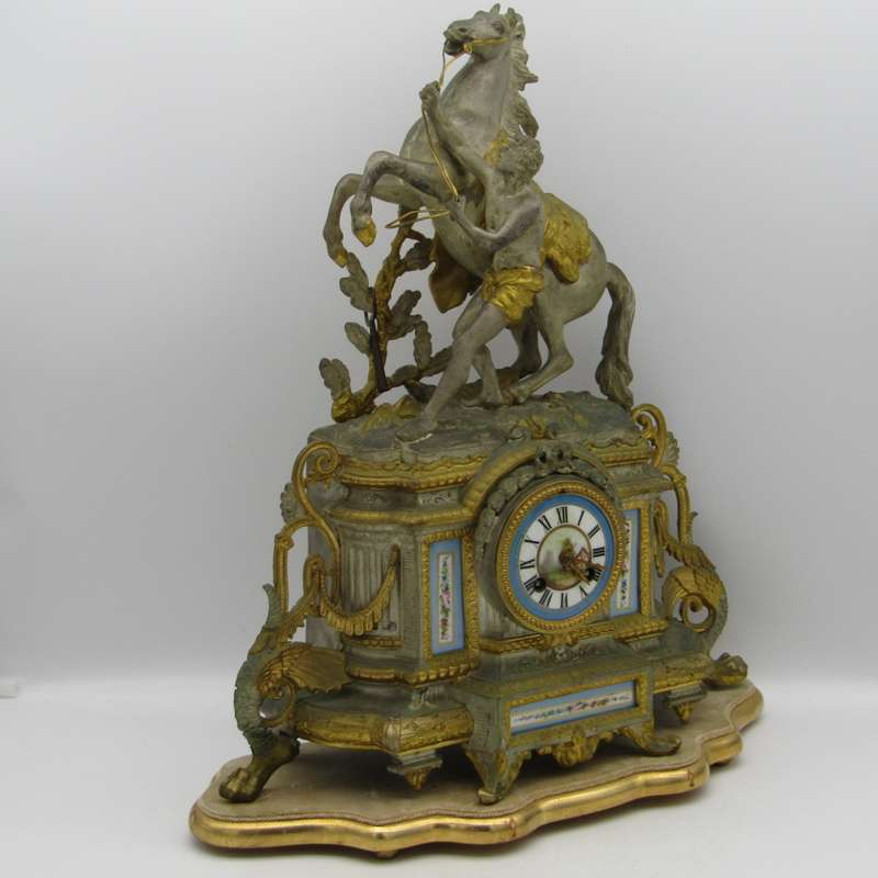 Antique Victorian gilded clock with porcelain detail - Japy Freres and Co - Circa 1860